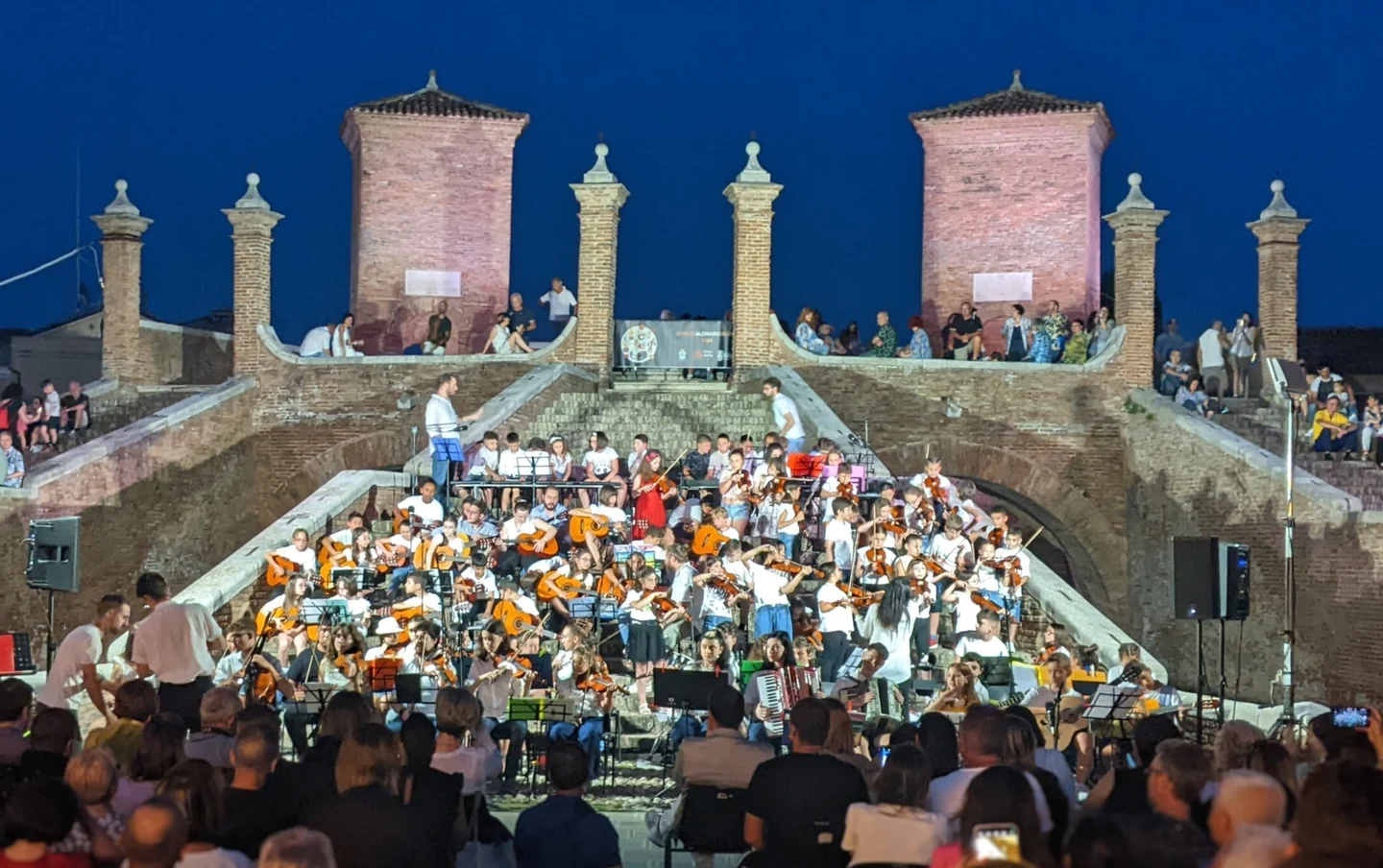 Concerto serale ai Trepponti di Comacchio